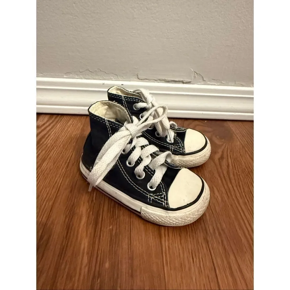 Converse Black Chuck Taylor All Star High Top Canvas Lace Up Sneakers Size 4